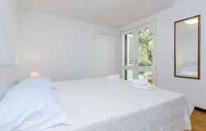 Gorgeous home in Zaton - Image 4