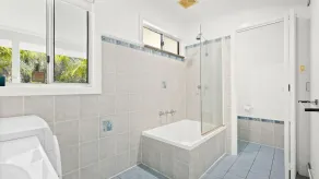 Pet Friendly Myamba Paradise - Image 3