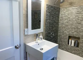 2 minutes from the Beach! - Image 3