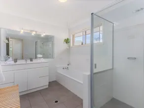 High Tide Hideaway in Pottsville - Image 3