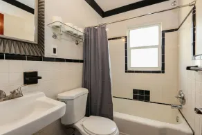 Nouveau concepteur moderne 2BR, 1BA à côté de l'accès Intercoastal.  Parking pour bateaux disponible. - Image 2