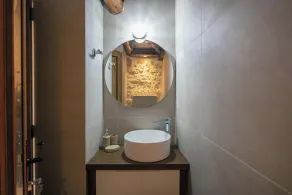 Moundros Luxury Villa & Spa - Image 5