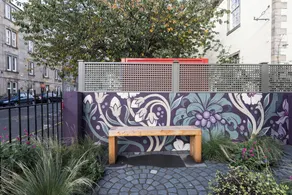 JOIVY Contemporary Cottage with Free Parking - Image 3