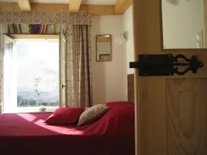Self-catering and hotel-like services in an ancient village house - Image 4