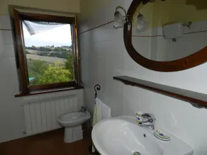 Vacation home in the countryside - Image 4
