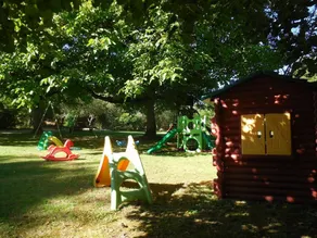 Sommerhus 3/4 pers Lascaux, opvarmet pool, spa, park med spil & wifi - Image 4