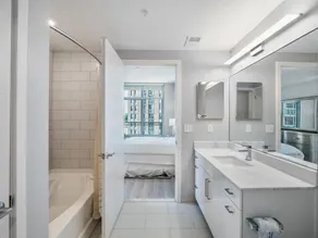 Expansive Bethesda View | FTC Windows+outdoor amenities| DC Closeby - Image 4