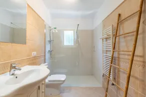 El Refugio - Quite and Spacious - Image 2