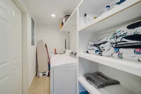 Discover Hacienda del Sol - Dog-Friendly, Downtown, Walkable Neighborhood - Image 3