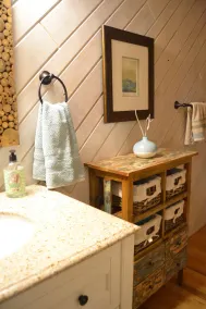 Stay in Wonderful Cabin on Lac La Belle, Ski Mount Bohemia, Snowmobile - Image 3