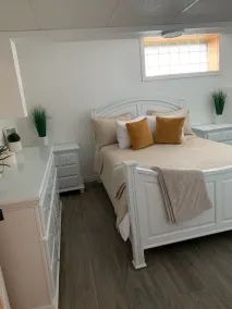 Newly Renovated! Paradise Point Lake House - Image 4