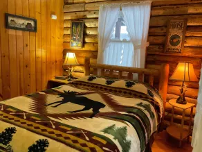 Cozy Log Cabins located in the Green Mountains of Vermont - Image 3