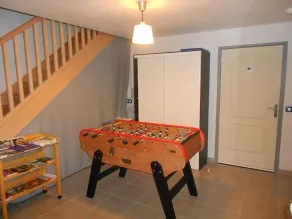 Spacieuse Chambre avec Salle d'Eau Privée à Louer dans Maison d'Hôtes Contemporaine - FR-1-591-606 - Image 2