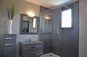Villa in Fréjus with Pool near Beach - Image 2