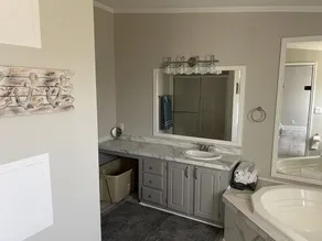 Spacious Getaway near the Island’s - Image 2