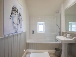 PENRHYN BARN, pet friendly, luxury holiday cottage in Moelfre - Image 4