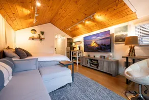 West Seattle Driftwood Cottage - Firepit + Walk to Coffee & Restaurants - Image 4