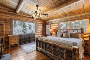 Captivating Rustic Log Cabin with Seasonal stream close to Estes Park and RMNP - Image 5