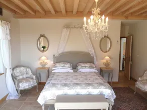 Magnificent house villa stunning views heated private pool air con. near Sarlat - Image 2