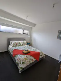Cute, cozy country escape in a new unit close to cherry and strawberry orchards - Image 4