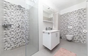 Awesome Home In Vinisce - Image 3