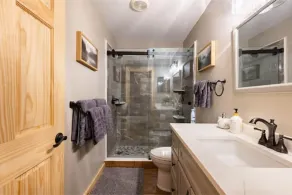 4-bedroom cabin just 10 minutes from Adirondack Park - Image 3