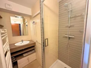 50m des commerces, 5ème étage, télévision, casier à ski, 26m², Les Menuires - Image 3