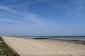 La Glycine, gite for 2-3 people, in the countryside, 5 km from the beach. - Image 3