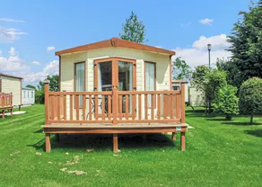 Holiday home with one double with en suite, and one twin. - Image 2