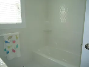 5 Bedroom Ocean Side! - Image 5