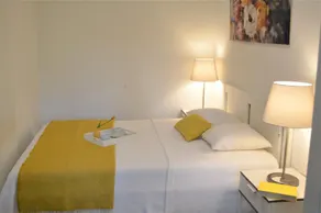 Appartamento 'Charmante Zimmer Wohnung Stilvoll' con giardino condiviso, balcone e Wi-Fi - Image 4