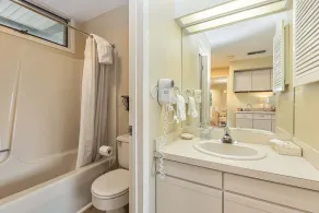 2 Bedroom Condo Golf Course Views 5166 - Image 4