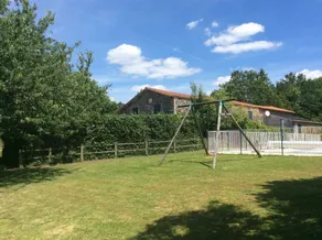 Bed for menneskeliv på Poire sur Vie Vendée - Image 2