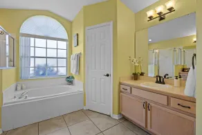 VERY CLEAN & SPACIOUS! Pool, Game Room, BBQ, 2 King Masters--Close to Disney! - Image 3