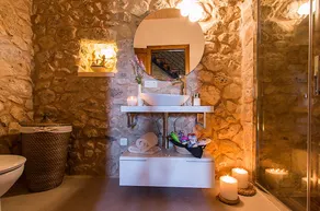 Country house with pool, ideal for a holiday in the countryside - Image 4