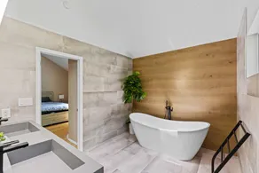 Streamfront, Moderne 4000 sf, Sauna, Wi-Fi, A / C. - Image 3