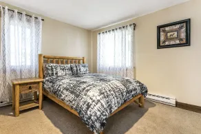 Ganze 1BR apt, Schlafmöglichkeiten für 4, Wi-Fi, in der Nähe von Pisten - Image 3