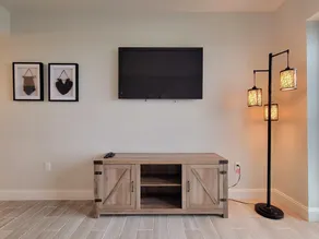 Newly renovated condo with breathtaking views of Grandfather Mountain! - Image 2