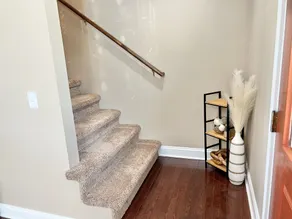 Cozy Home on Golf Course - 6 miles from I-75, Free WiFi - Image 2