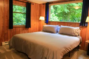 Lakefront Retreat: Private Dock, Fire Pit, BBQ, AC, Dog Friendly - Image 4