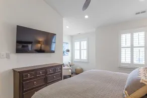 Newly Renovated Modern Home centrally located in Cary, near RDU and PNC Arena - Image 5