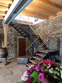 Rustic vacation in the \"barn\" - Image 2