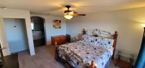 Maison calme et spacieuse de 4 chambres - Quartier sécuritaire - ACCUEIL SNOWBIRDS - Image 3