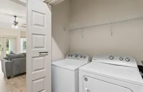 Brand new 4 bedroom home-Short walk to beach - Image 2