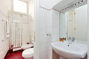 Spagna Charming Apartments - Image 5