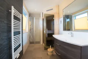 Villa Fleesenstrand am See | con idromassaggio esterno | Sky TV | Camino | sauna - Image 4