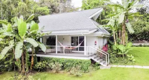 Aves Deluxe King Room & Open Loft Room Twin Beds-Kitchenette-2Pools-Yoga-Gym - Image 3
