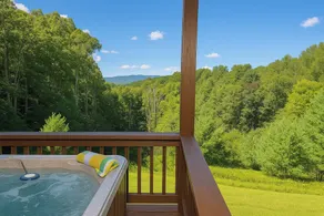Spacious 5BR Mountain Lodge | Hot Tub, Pool Table & Scenic Views - Image 2