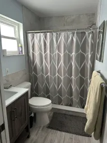 Home close to IRB and Walsingham Park - Image 5