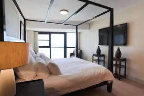 Loddeys Ocean View Apartments - Image 4